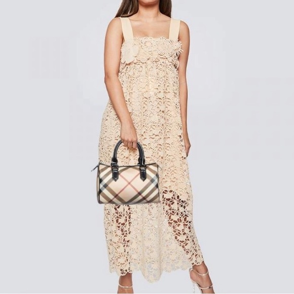 Burberry Beige/Black Nova Check PVC and Patent Leather Chester Bag - Picture 2 of 16